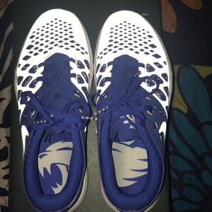 University of Kentucky Nike’s... GREAT CONDITION